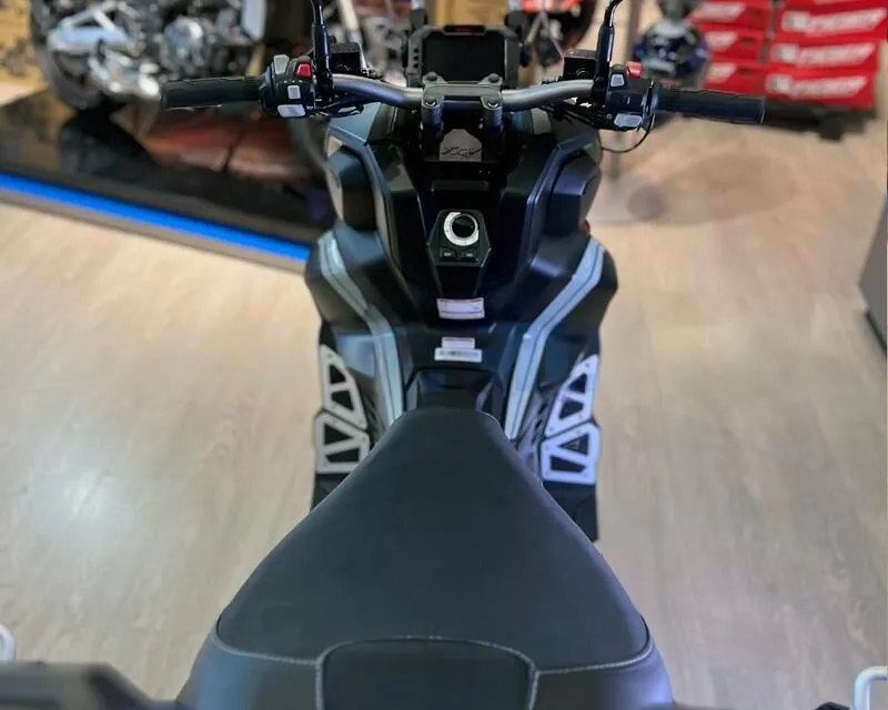  XDV ADVENTURE 300CC 4T