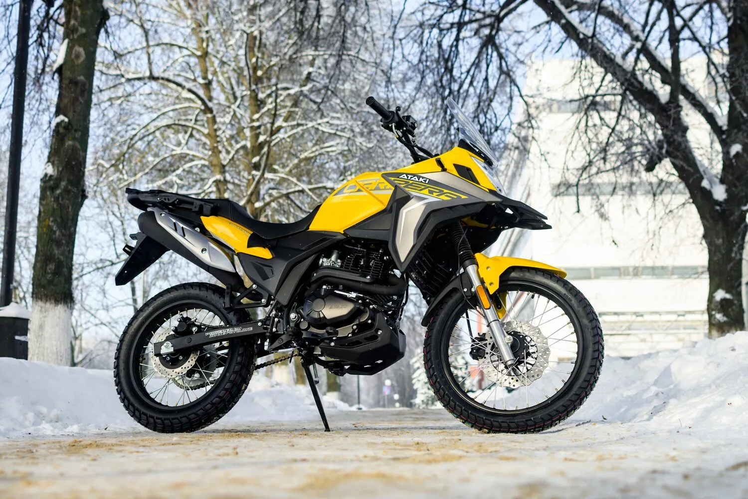 Мотоцикл Ataki Carrera 300