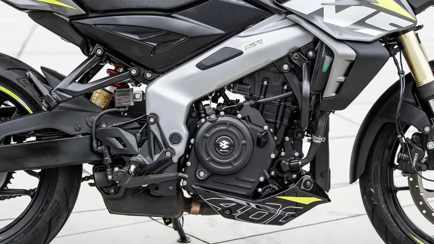  Pulsar NS400 Z