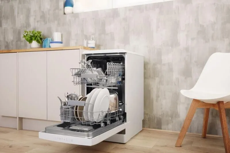 Посудомоечная машина Indesit DSFC 3T117