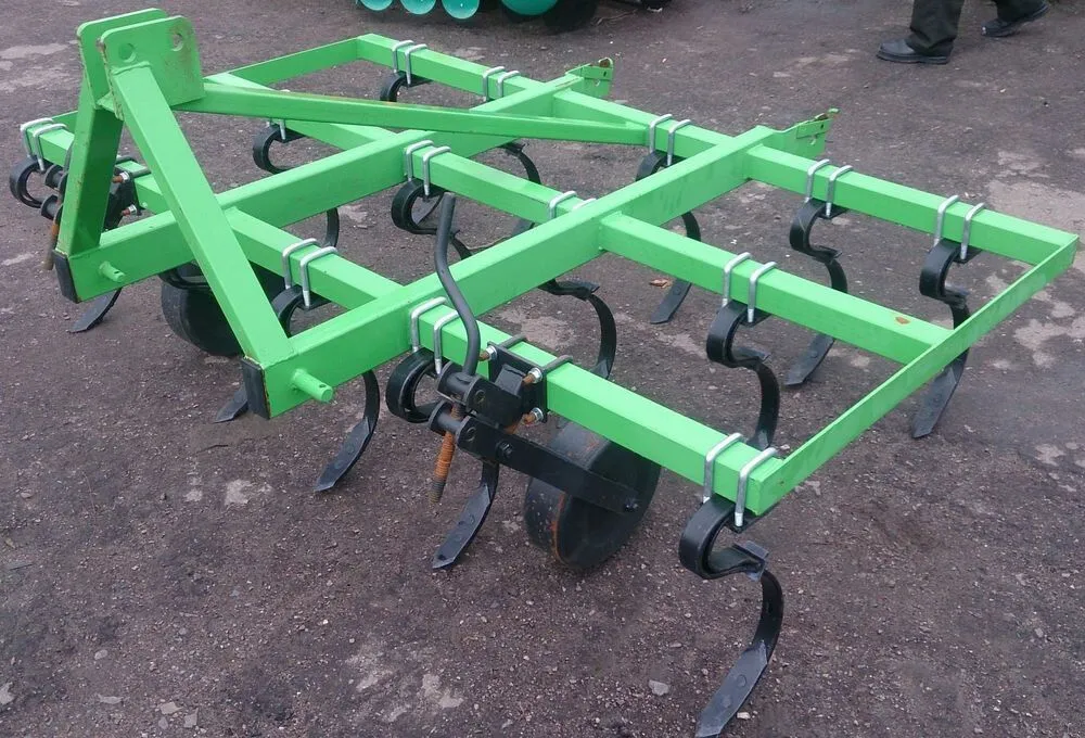 6. Культиватор окучник скаут p483 3-х секционный 1. Кпн-4г культиватор. Культиватор навесной для мтз ксо-3,2. Предпосевной культиватор для мтз 82.