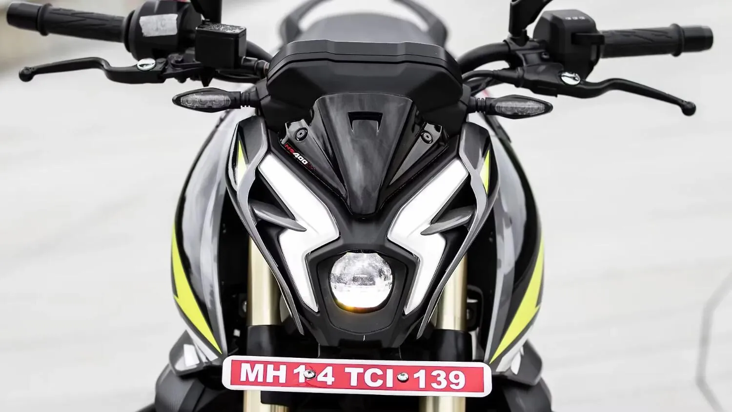  Pulsar NS400 Z