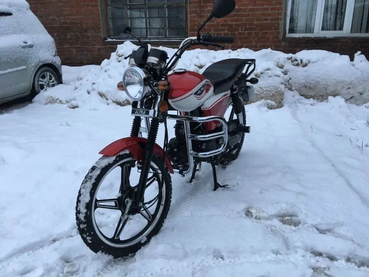 Карпаты 1986. Авито ярославская мопед. Honda lead 50. Хонда вокал 2023. Мопед хонда раритет.