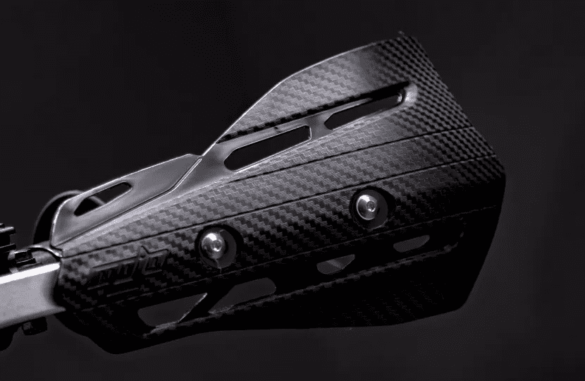  T8