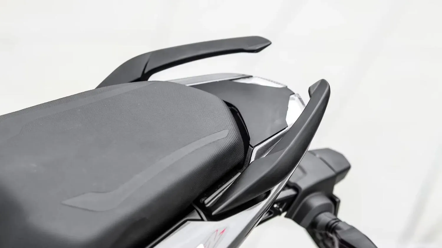  Pulsar NS400 Z