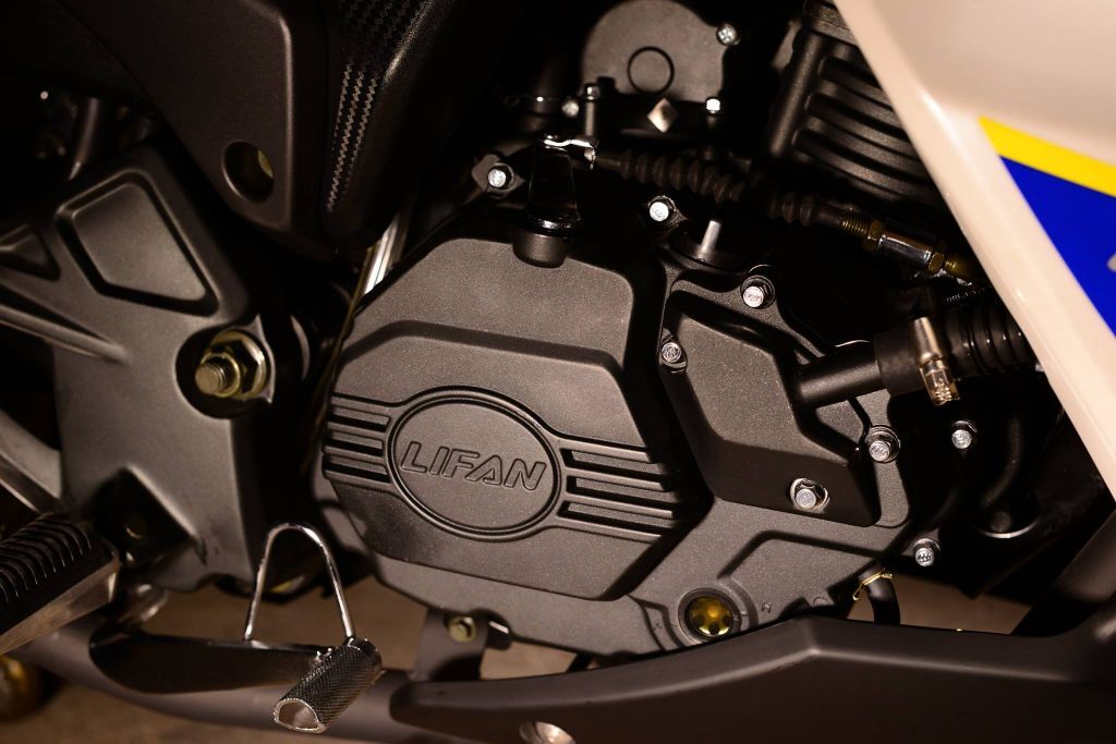 Обзор спортивного мотоцикла Lifan LF200-10p